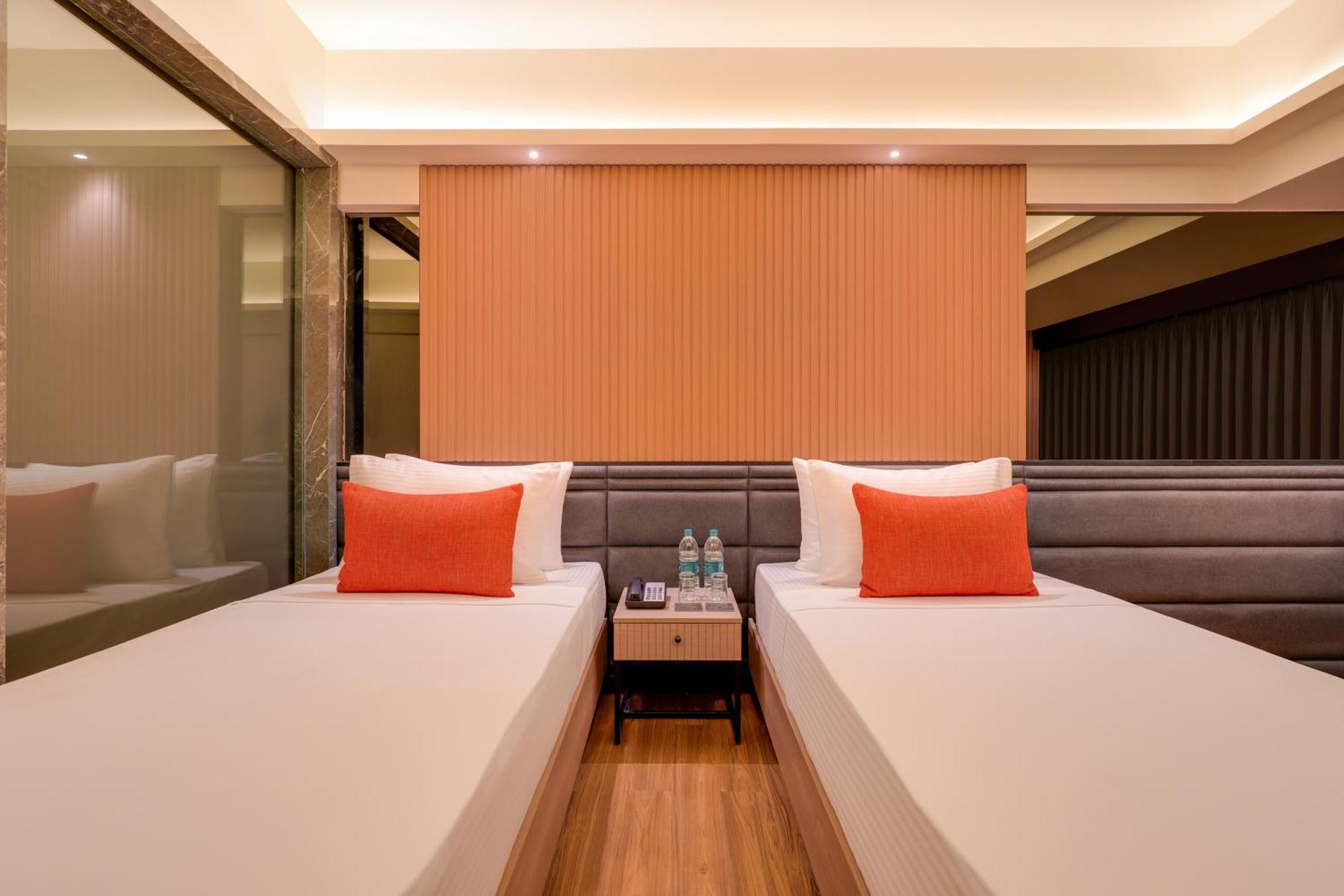 Lemon Tree Premier, Malad, Mumbai Hotel Ngoại thất bức ảnh